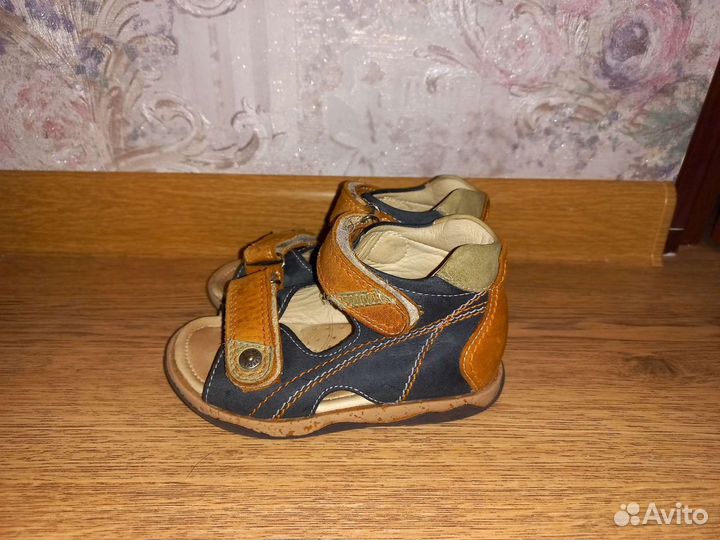 Ортопедические сандали на мальчика
