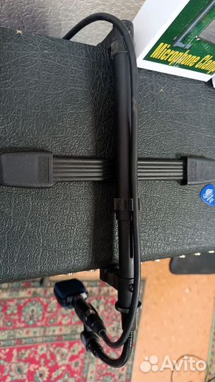 Стойка микр. на гитарные комбики Force TM-02