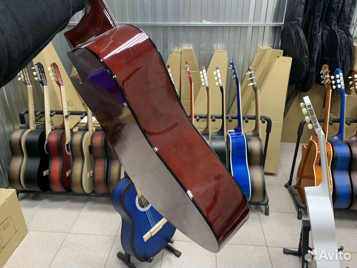 Акустическая гитара