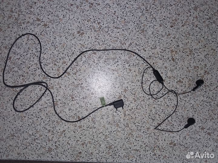 Наушники-гарнитура Sony Ericsson