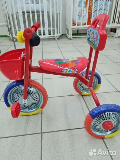 Детский трехколесный велосипед новый
