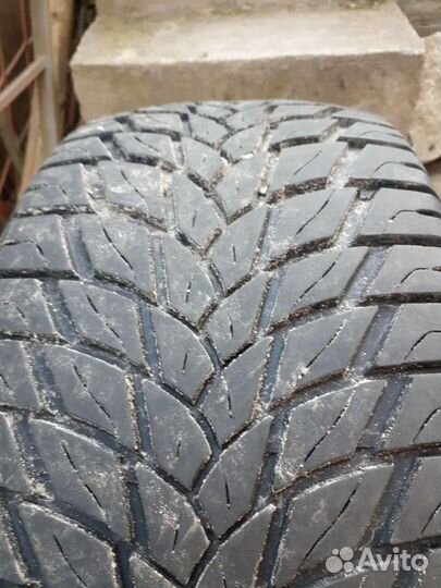 Cooper Custom Trailer 255/55 R18