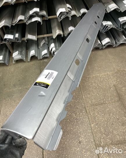 Порог левый VW Golf IV Jetta, Bora 1997-2004 (Potr