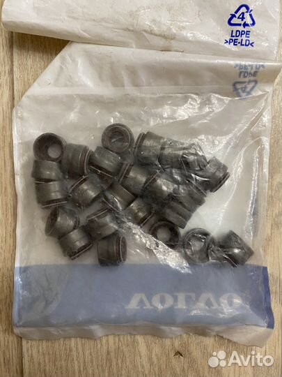 21990221 Вольво оригинал Маслосъемные колпачки