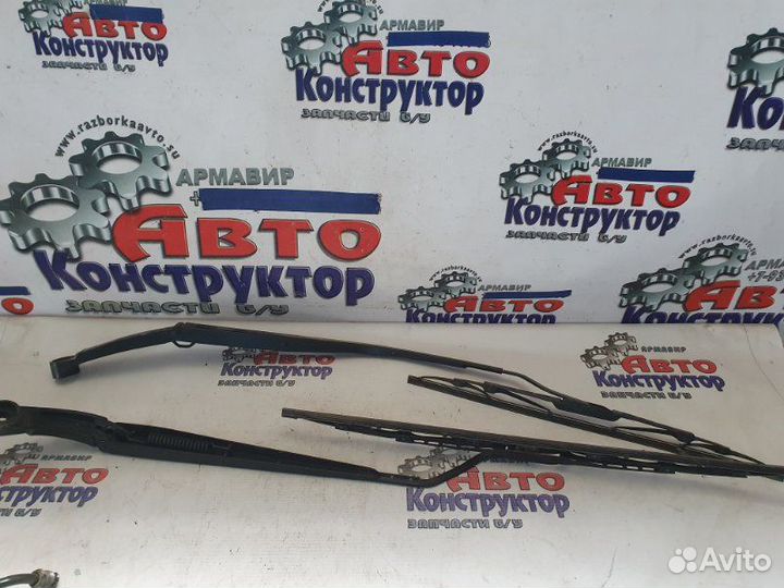 Поводок дворников Nissan Almera седан 4 1 2016