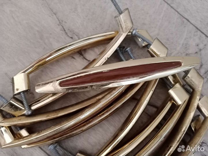 Дверные ручки