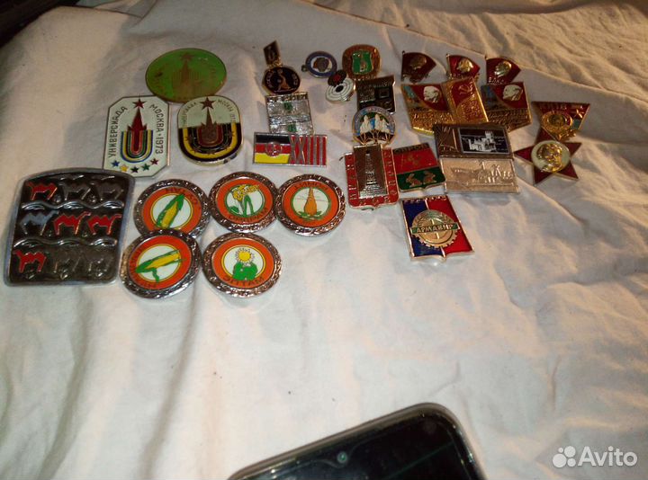 Значки разные