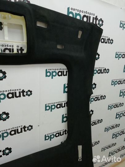 Обшивка потолка под люк A2926901550 Mercedes-Benz