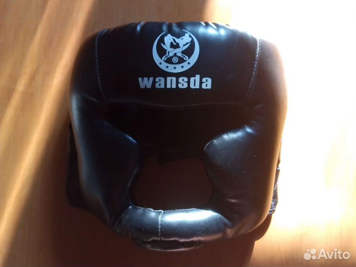 Боксерский шлем