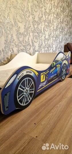 Кровать детская машинка