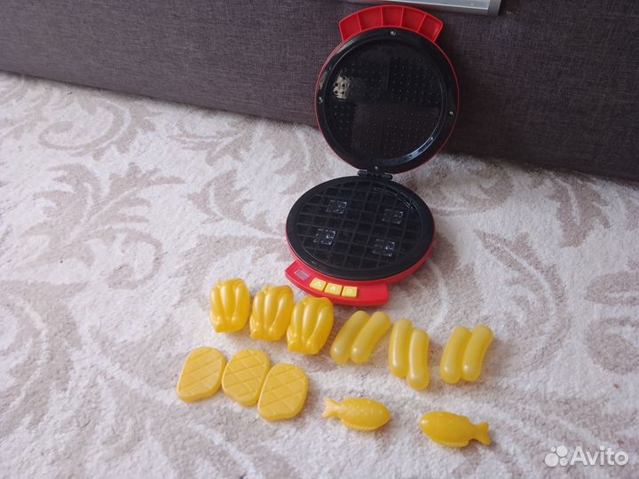 Наборы игрушек продуктов/посуды