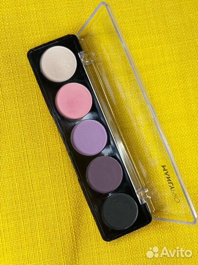 Тени для век