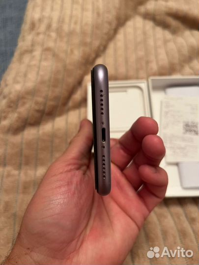 iPhone 11, 128 ГБ