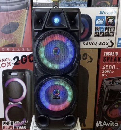 Колонка мощный басс новые с микрофном