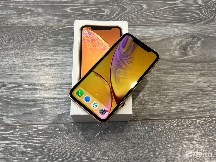 Телефон iPhone XR 64 gb