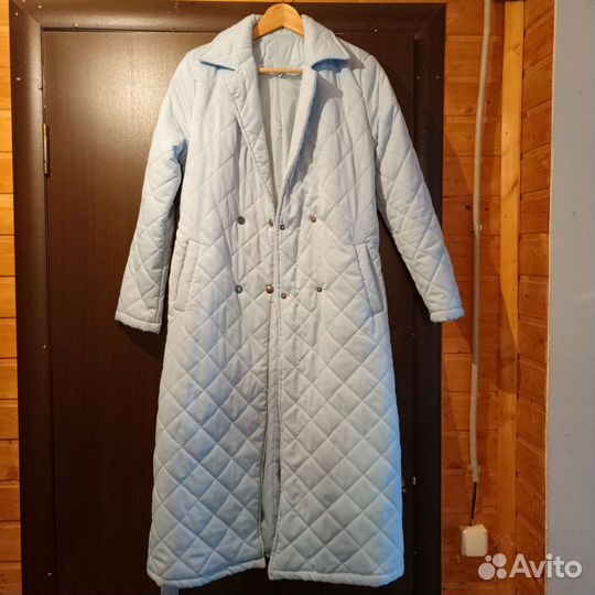 Пальто новое 44 размер