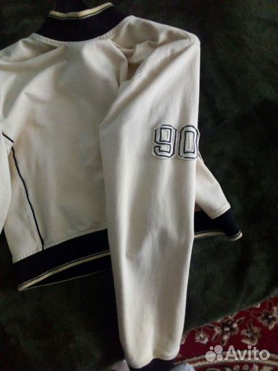 Кофточка от спортивного костюма раз 48-50