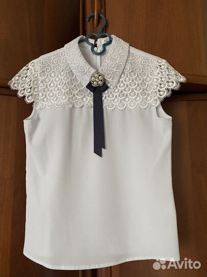 Блузка для школы и футболка demix