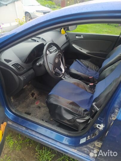 Hyundai Solaris 1.6 AT, 2012, 136 000 км