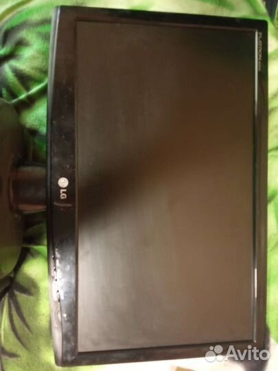 Монитор 19 дюймов