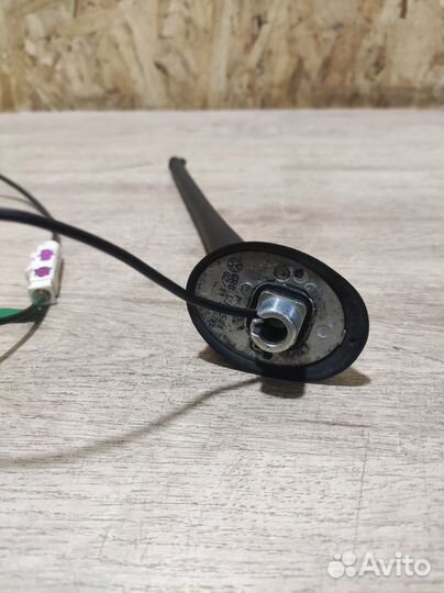 Антенна на крышу Skoda Octavia A5