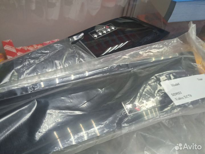 Ветровики на Volvo