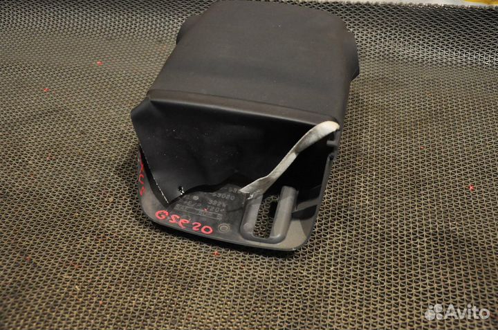 Кожух рулевой колонки Lexus IS250 GSE20