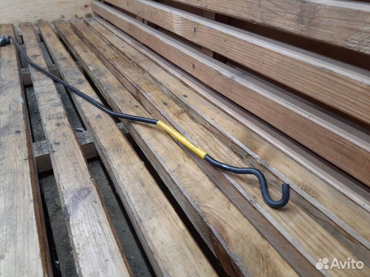 Держатель капота Opel Astra J 2012 13343519