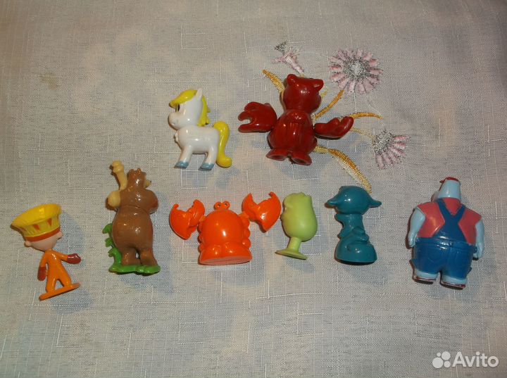 Игрушки из киндер сюрприза