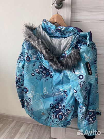 Сноубордический костюм женский