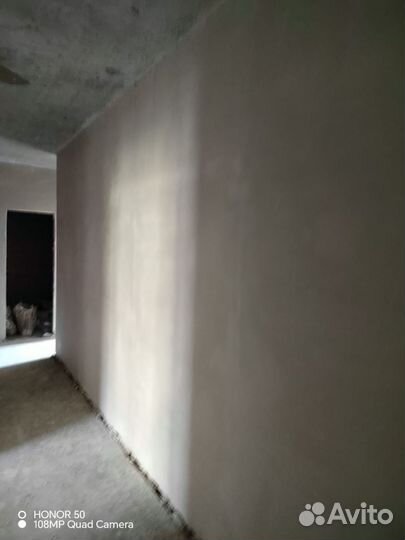 Штукатурка стен по маякам механическая