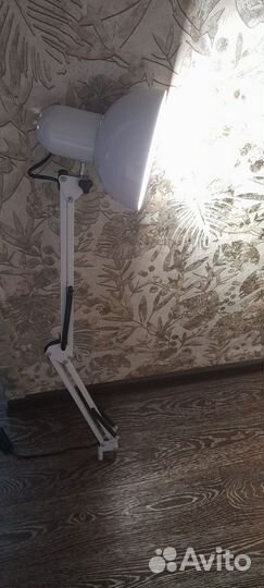 Лампа настольная