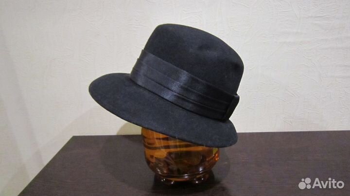 Шляпа,шапки, воротник, перчатки