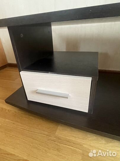 Тумба под телевизор