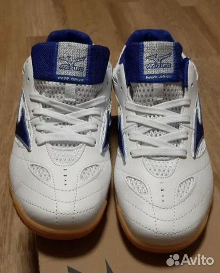 Кроссовки для настольного тенниса