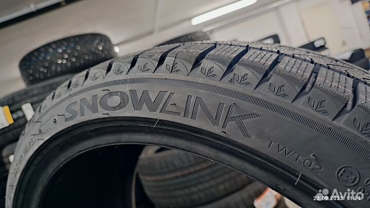 Triangle Snowlink PL02 245/65 R17 111H