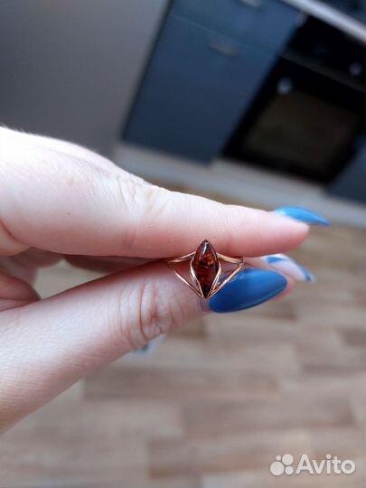 Комплект кольцо,серьги и подвеска