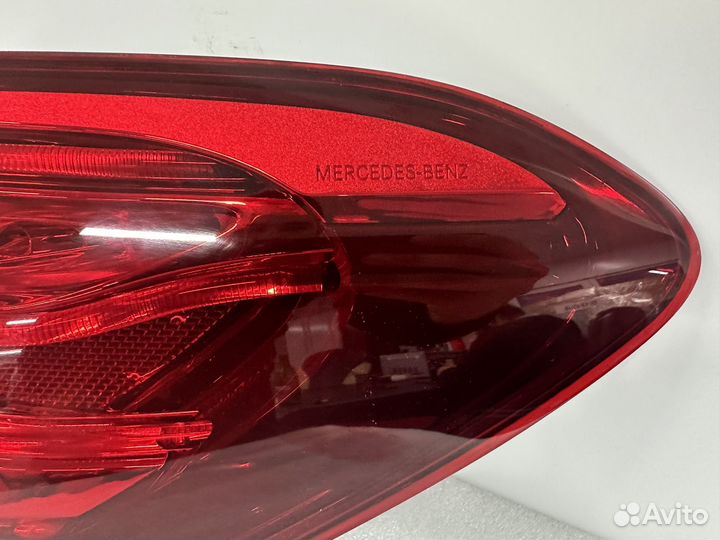 Фонарь правый Mercedes w205 дорест оригинал