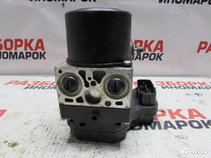 Блок ABS для Lexus GS 300 3 2005-2011г