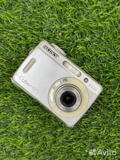 Цифровой фотоаппарат Sony Cybershot DSC-S500 y2k
