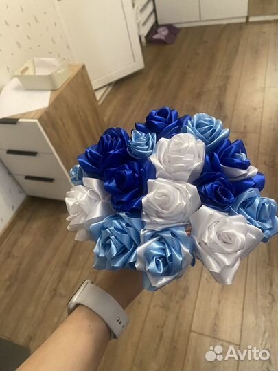 Букет из атласных роз на заказ