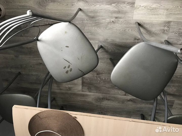 Стол и стулья бу
