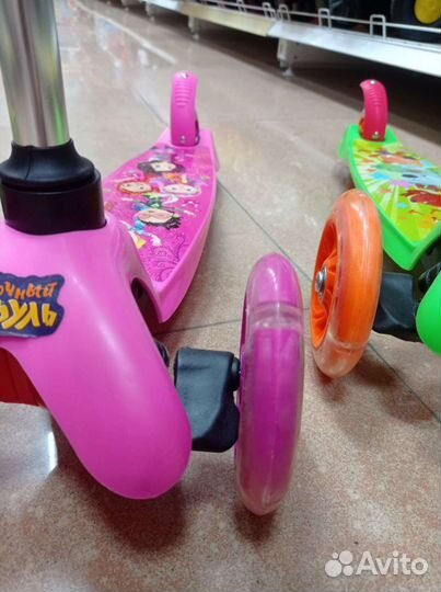 Самокаты в ассортименте