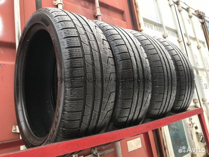 Pirelli Winter Sottozero 240 Serie II 225/45 R18 89H