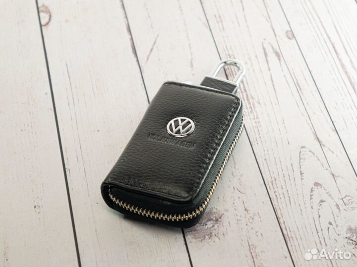Кожаная ключница Volkswagen