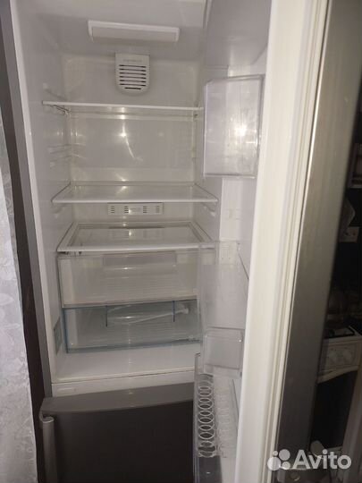 Холодильник на запчасти