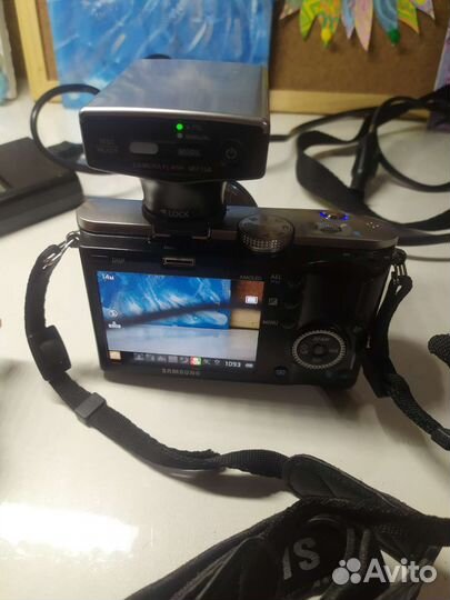 Samsung nx100 фотоаппарат