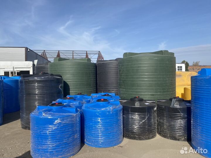 Бак для вoды емкoсть 1000 литров новый