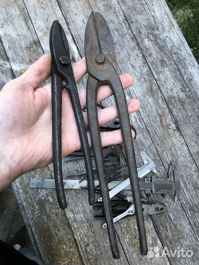 Старинный инструмент