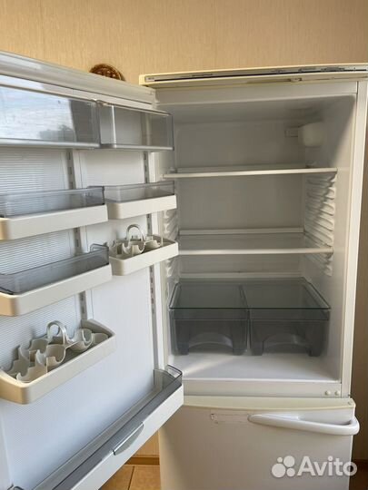 Холодильник атлант бу